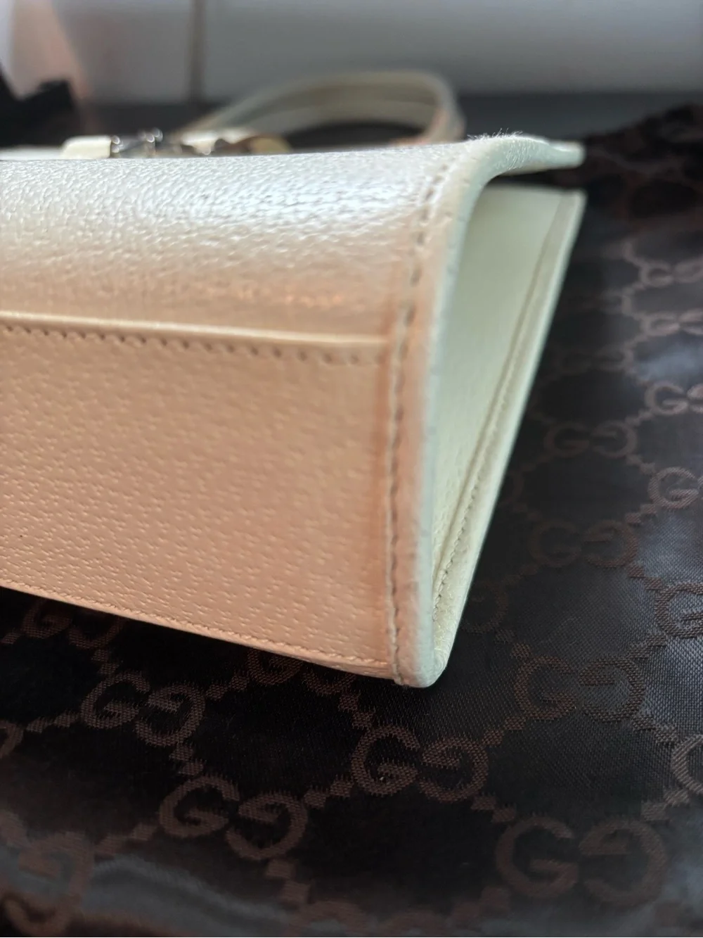 ARCHIVAL Rare Vintage Gucci Tom Ford Off-White Pebbled Leather Jackie Tote Bag